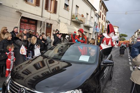 Ingrandisci la foto