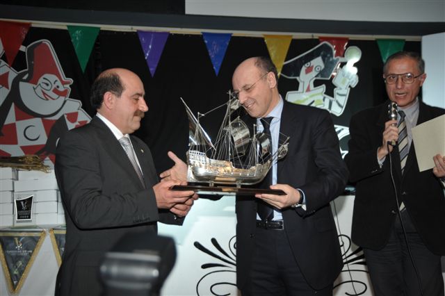 Guarda le foto della galleria 'Cena di gala inaugurale della Coppa Carnevale alla Capannina di Viareggio'