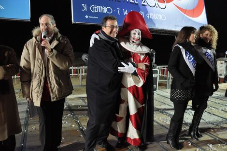 Guarda le foto della galleria 'Apertura Carnevale (1 parte)'