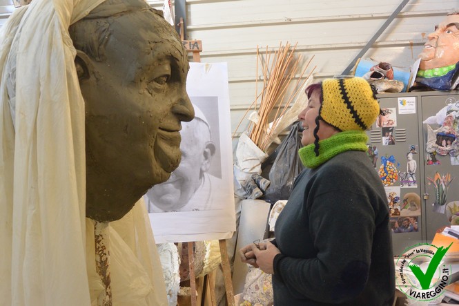 Guarda le foto della galleria 'Carnevale, conto alla rovescia per l'edizione 2015'