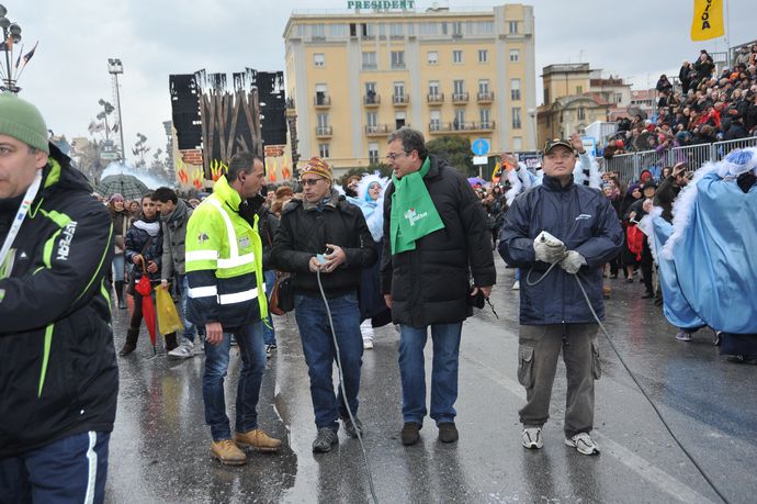 Ingrandisci la foto