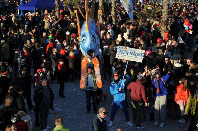 Ingrandisci la foto