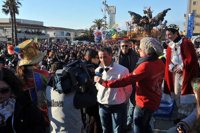 Ingrandisci la foto