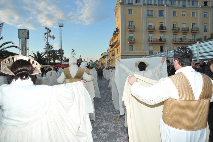 Ingrandisci la foto