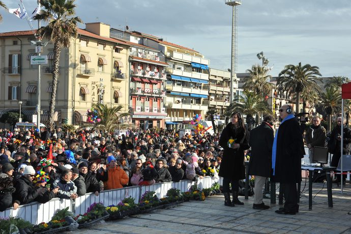 Ingrandisci la foto