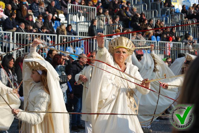 Ingrandisci la foto