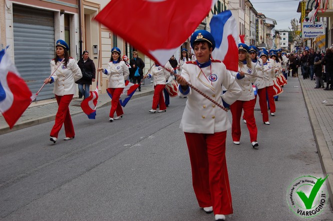 Ingrandisci la foto