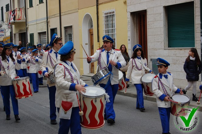 Ingrandisci la foto