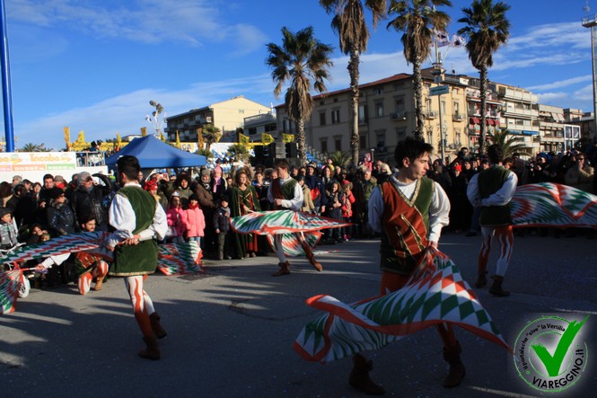 Ingrandisci la foto