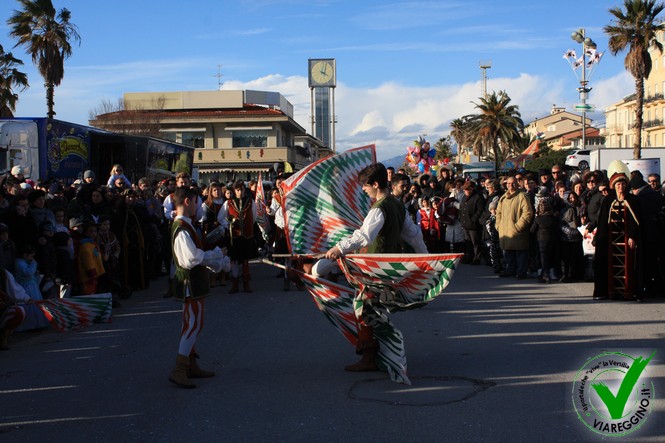 Ingrandisci la foto