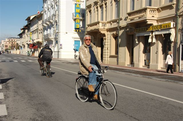 Ingrandisci la foto