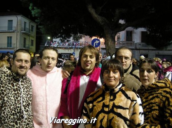 Ingrandisci la foto